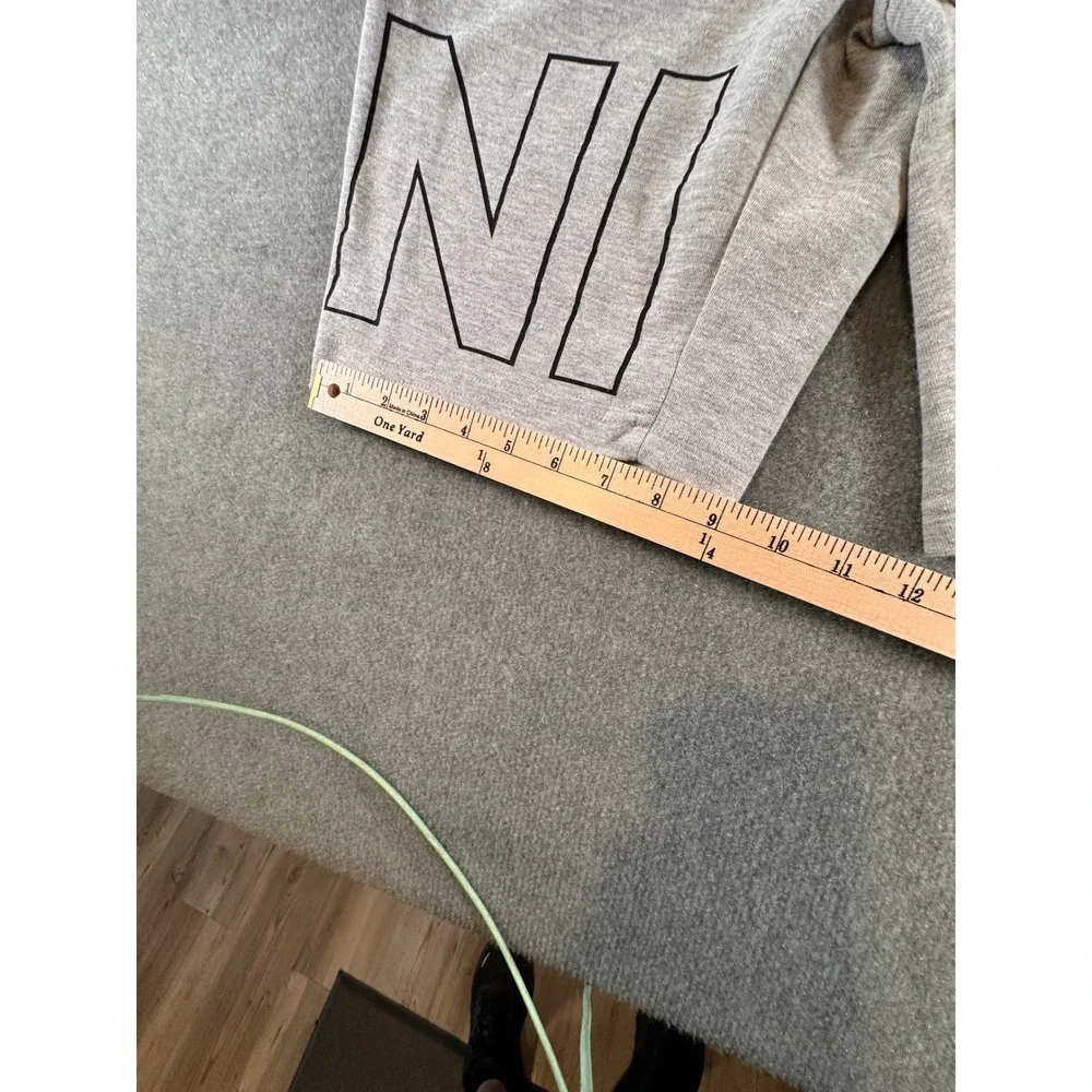 Nike Mens Fleece Shorts Heather Gray Big Logo Swoosh Drawstring Size Large